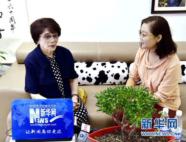 電波永不消逝，隨著時(shí)代發(fā)展傳播可能會(huì)有多種形式，年輕播音員要不忘初心，在如今優(yōu)越條件下更應(yīng)砥礪自己。